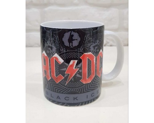 Кружка AC/DC k4